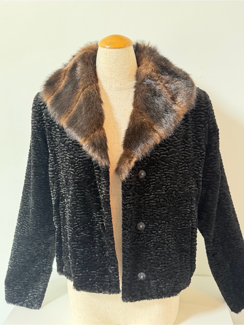 White House Black Market Black textured jacket with Brown Faux Fur at neckline.